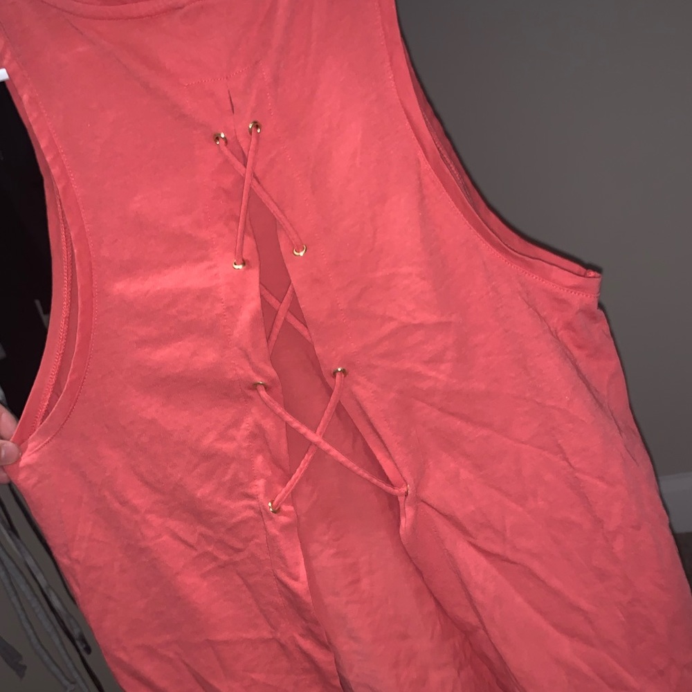 VS WORK OUT TOP! - Picture 4 of 4